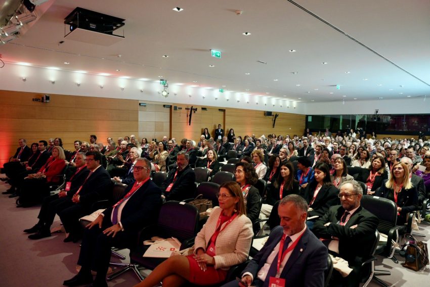 Liga Portuguesa Contra o Cancro apoia 25 mil doentes e duplica investimento em investigação