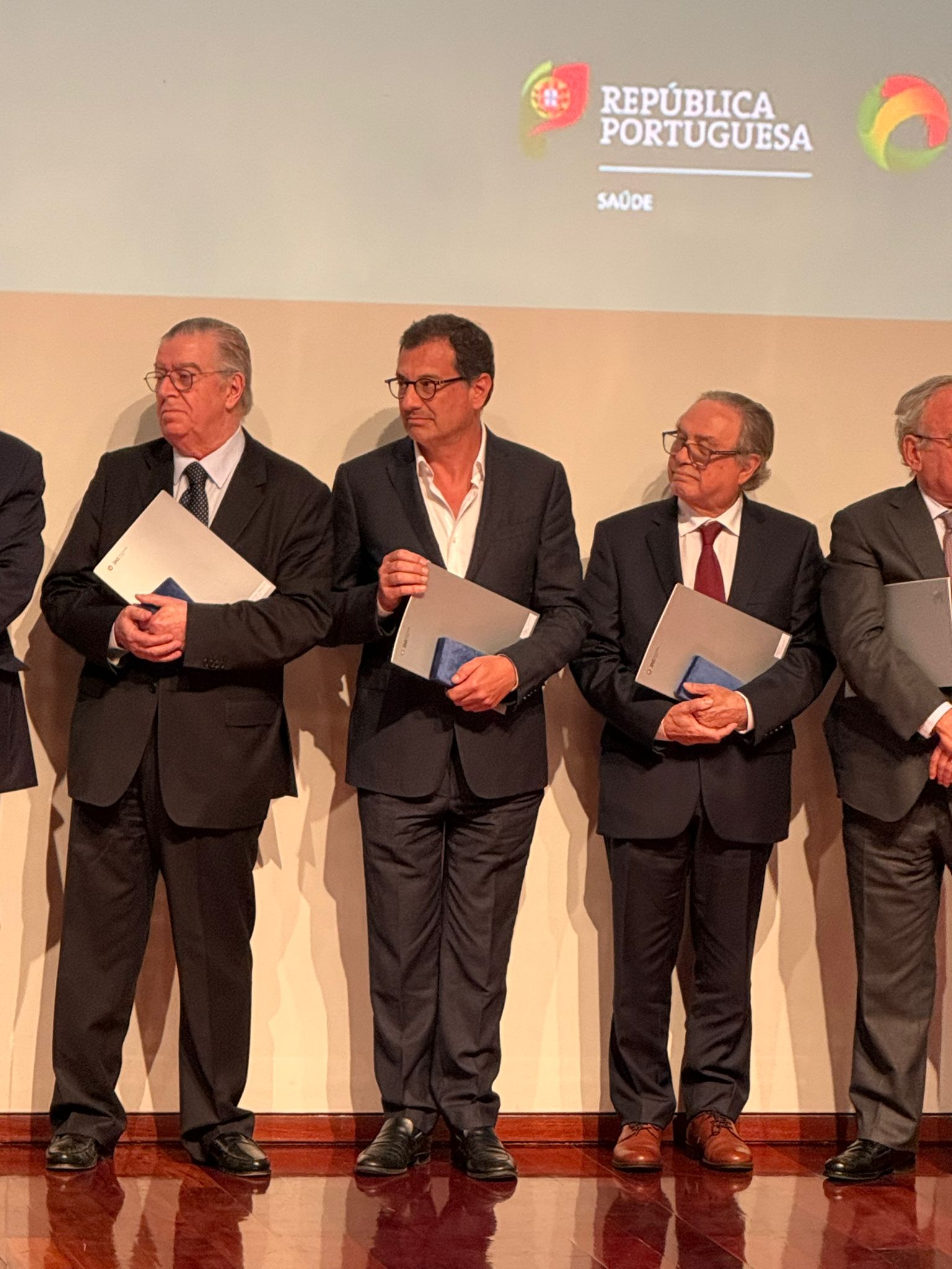 Jorge Correia-Pinto recebe medalha de ouro do Ministério da Saúde